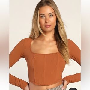 Size medium brown corset crop top. Never worn and from Lulu’s